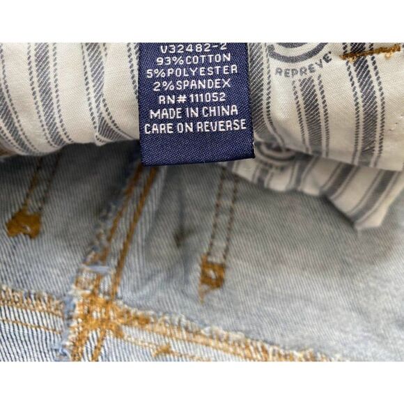 Vanilla Star Bermuda Jean Shorts 11 Juniors' Ripped Frayed Distressed Stretch - Picture 7 of 7